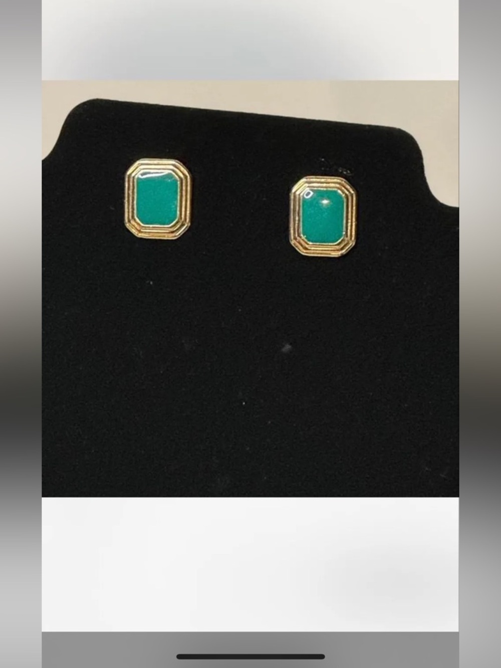 Gold Frame Vintage Emerald Green Stud Earrings Women’s Jewelry